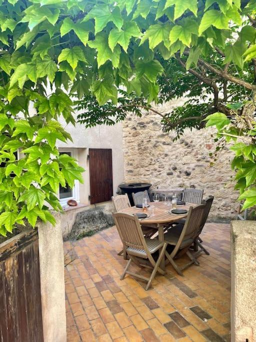 Charmante Maison De Village Au Pied Du Luberon Cabrieres-d'Aigues Exteriör bild
