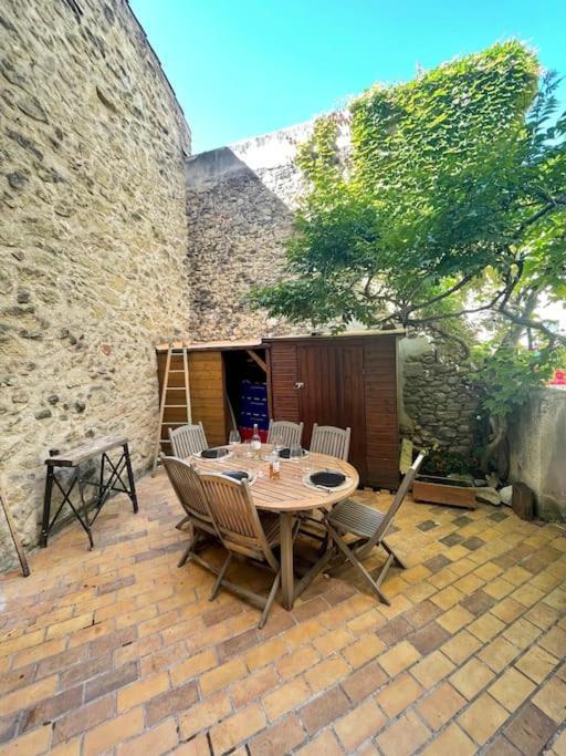 Charmante Maison De Village Au Pied Du Luberon Cabrieres-d'Aigues Exteriör bild
